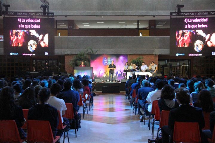 Ir a la Siguiente Foto