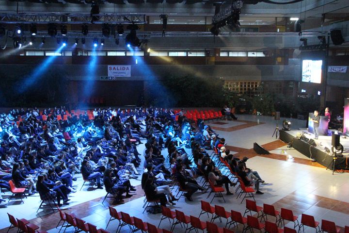 Ir a la Siguiente Foto