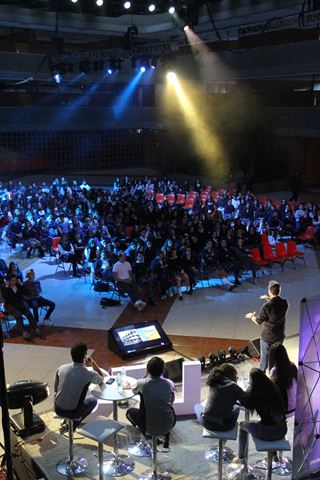 Ir a la Siguiente Foto