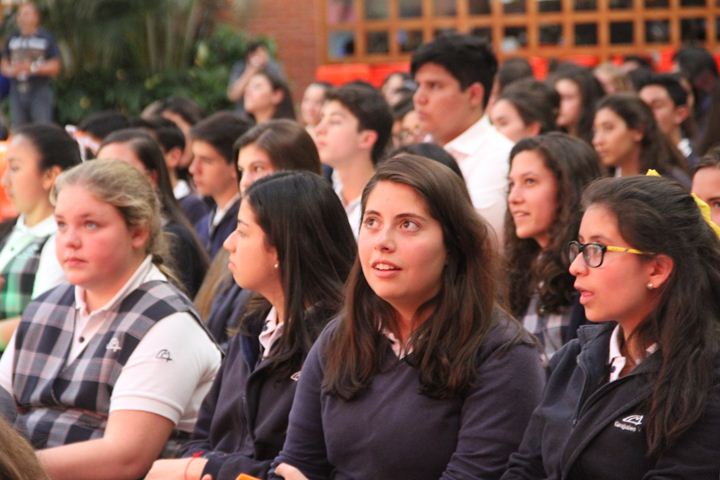 Ir a la Siguiente Foto