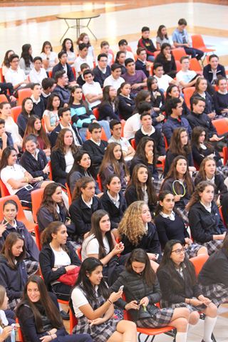 Ir a la Siguiente Foto