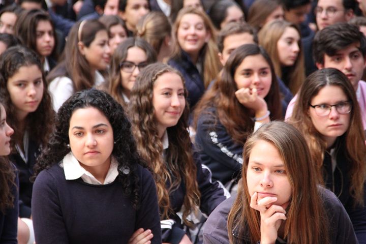 Ir a la Siguiente Foto