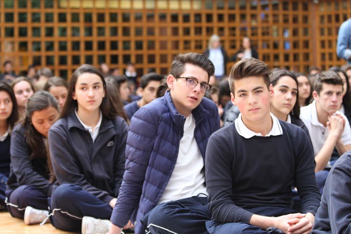 Ir a la Siguiente Foto