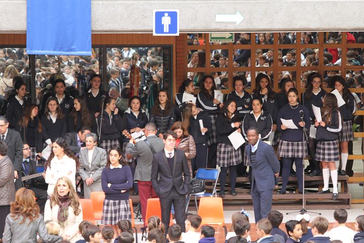 Ir a la Siguiente Foto