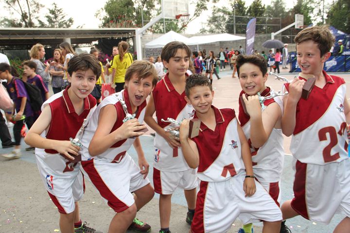 Ir a la Siguiente Foto