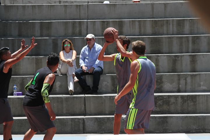 Ir a la Siguiente Foto