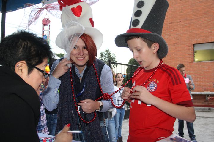 Ir a la Siguiente Foto