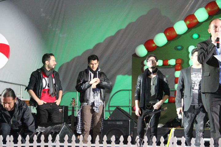 Ir a la Siguiente Foto