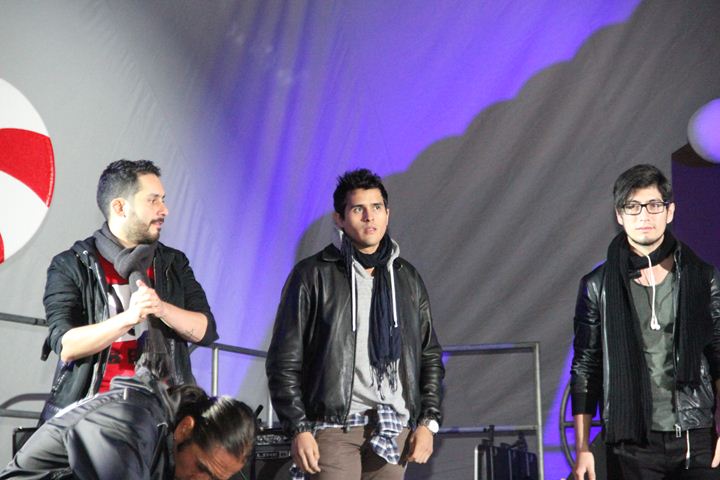 Ir a la Siguiente Foto