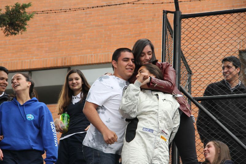 Ir a la Siguiente Foto