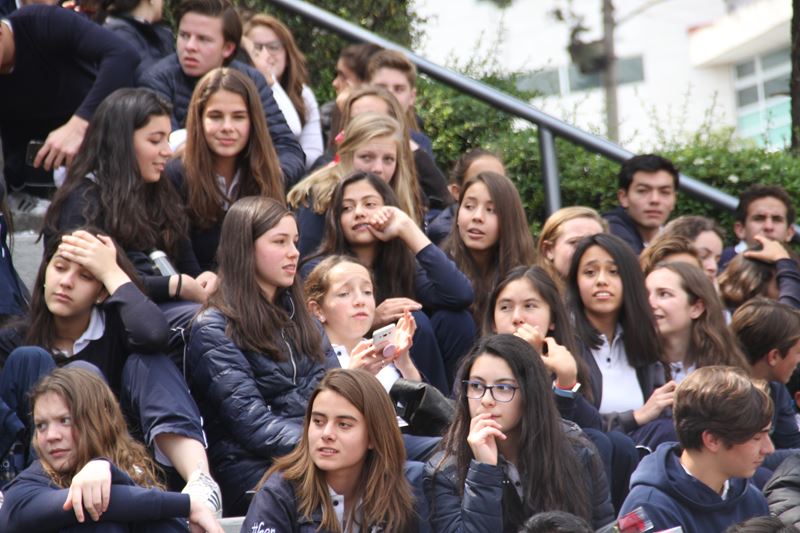 Ir a la Siguiente Foto