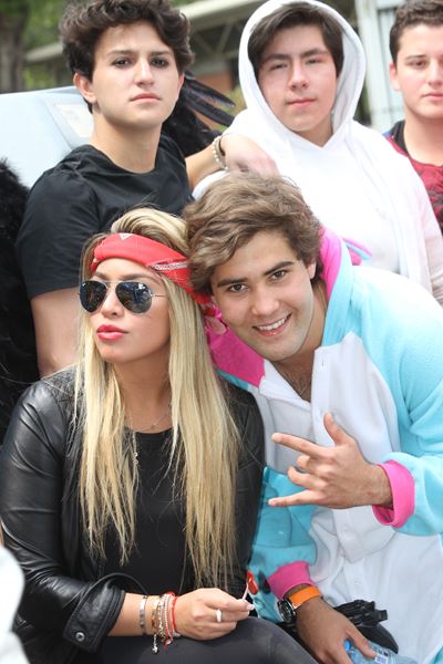 Ir a la Siguiente Foto