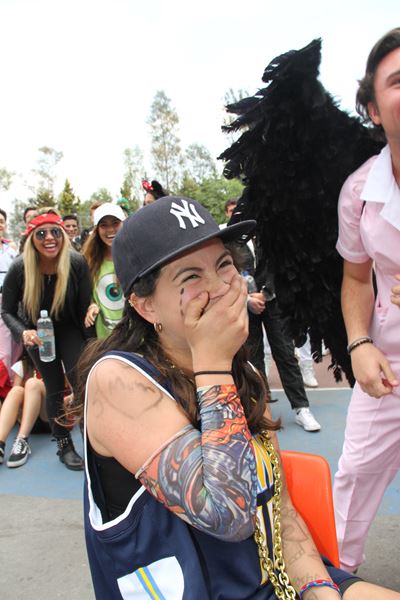 Ir a la Siguiente Foto