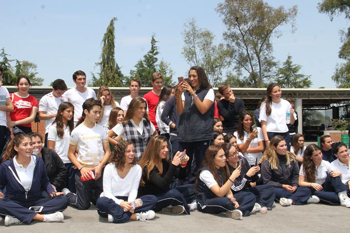 Ir a la Siguiente Foto