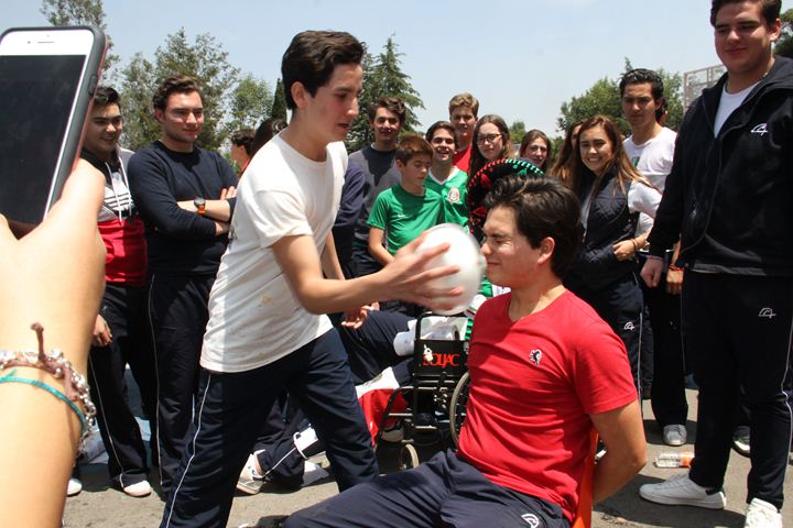 Ir a la Siguiente Foto