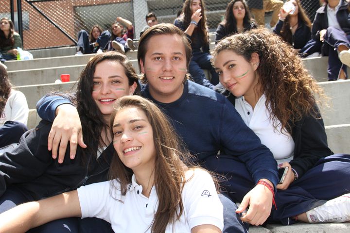 Ir a la Siguiente Foto