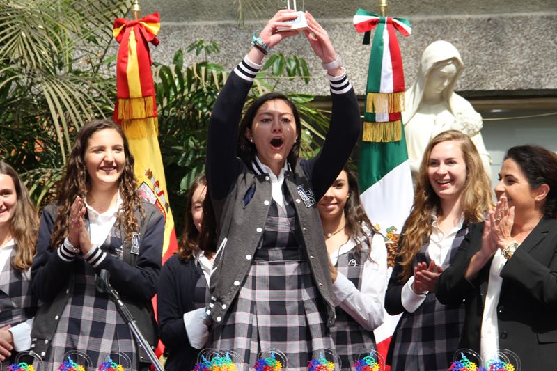 Ir a la Siguiente Foto