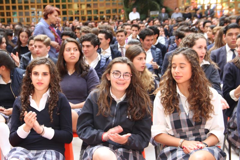 Ir a la Siguiente Foto