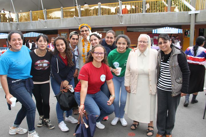 Ir a la Siguiente Foto