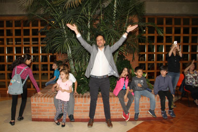 Ir a la Siguiente Foto