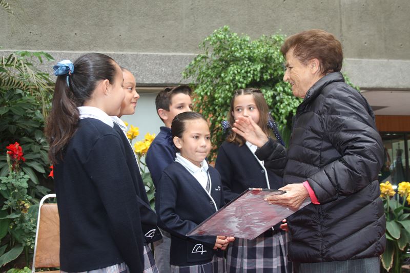 Ir a la Siguiente Foto