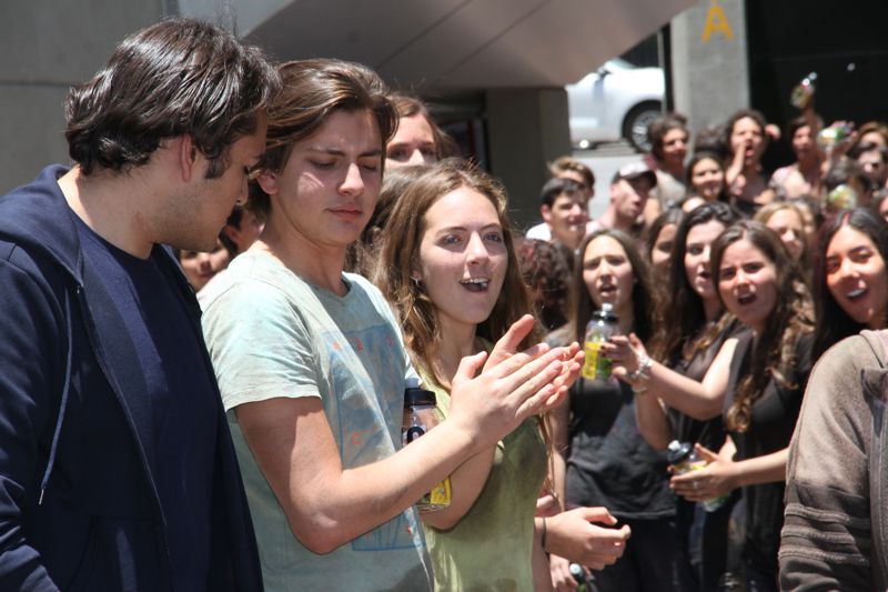 Ir a la Siguiente Foto