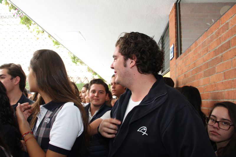 Ir a la Siguiente Foto