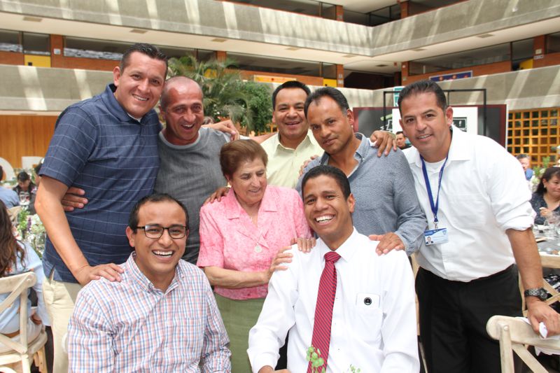 Ir a la Siguiente Foto