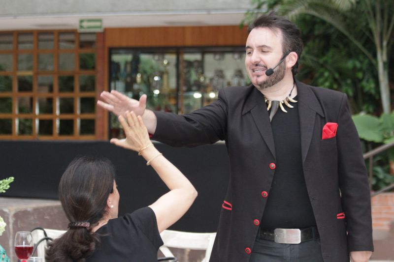 Ir a la Siguiente Foto