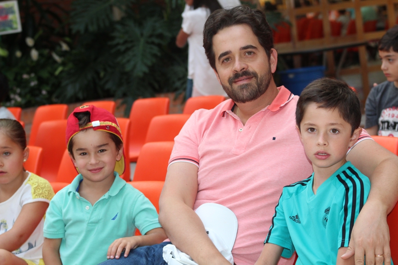 Ir a la Siguiente Foto