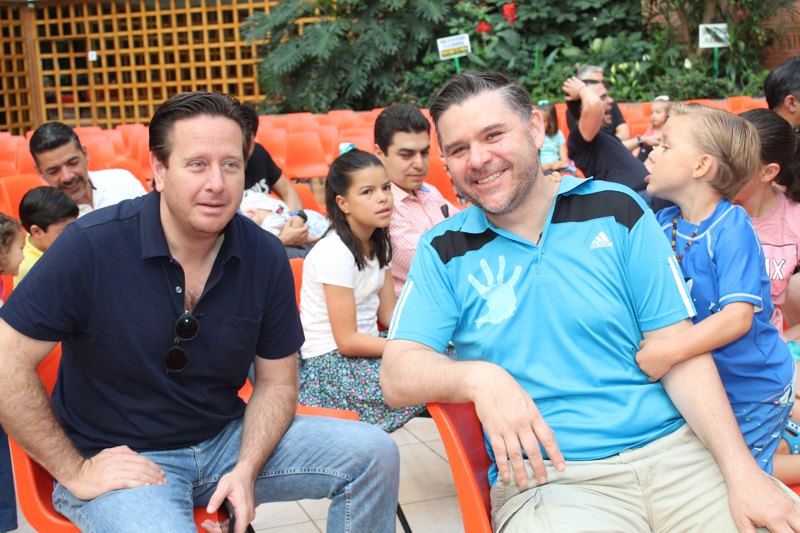 Ir a la Siguiente Foto