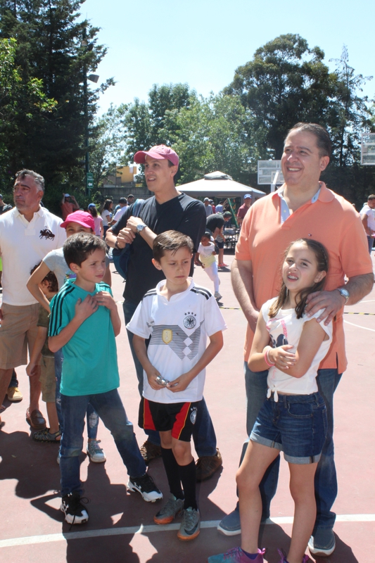 Ir a la Siguiente Foto