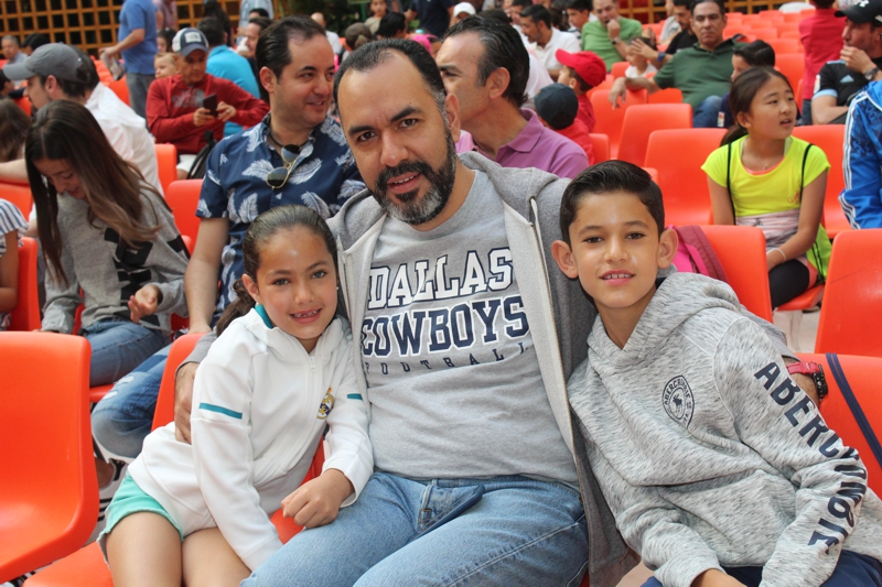 Ir a la Siguiente Foto