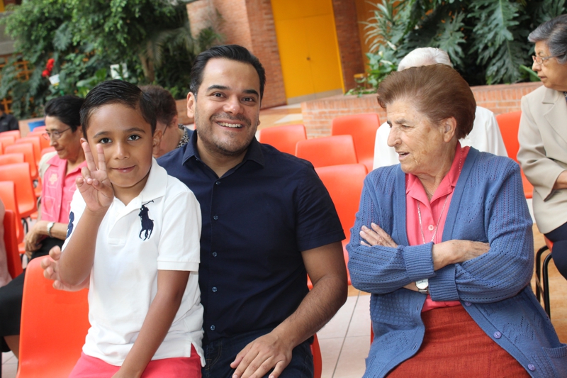 Ir a la Siguiente Foto