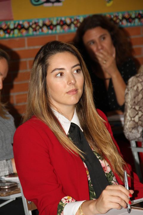 Ir a la Siguiente Foto