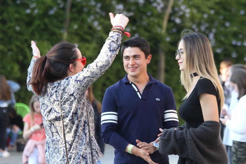 Ir a la Siguiente Foto