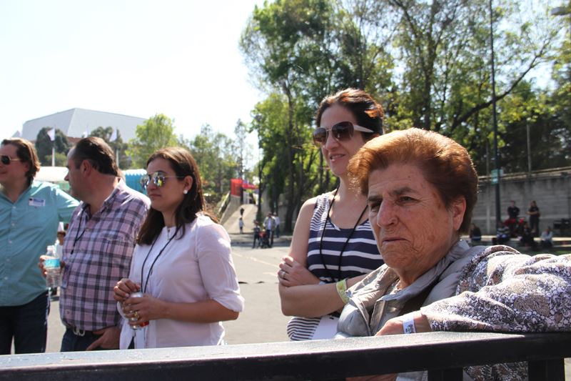 Ir a la Siguiente Foto