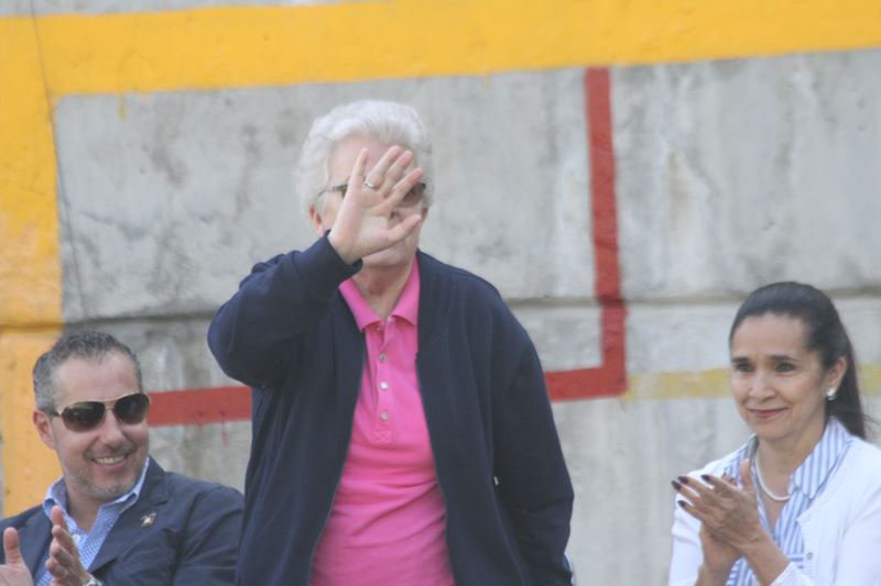 Ir a la Siguiente Foto