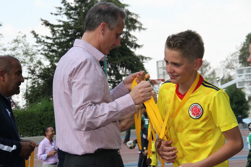 Ir a la Siguiente Foto