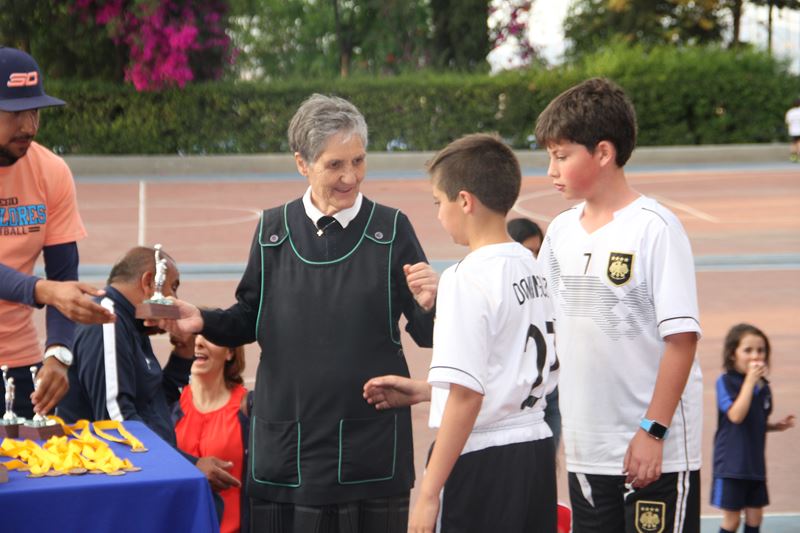 Ir a la Siguiente Foto