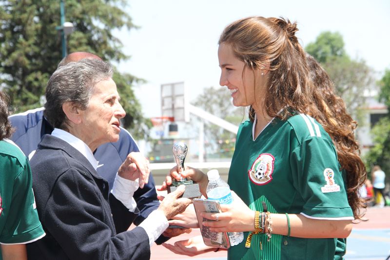 Ir a la Siguiente Foto