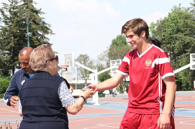 Ir a la Siguiente Foto