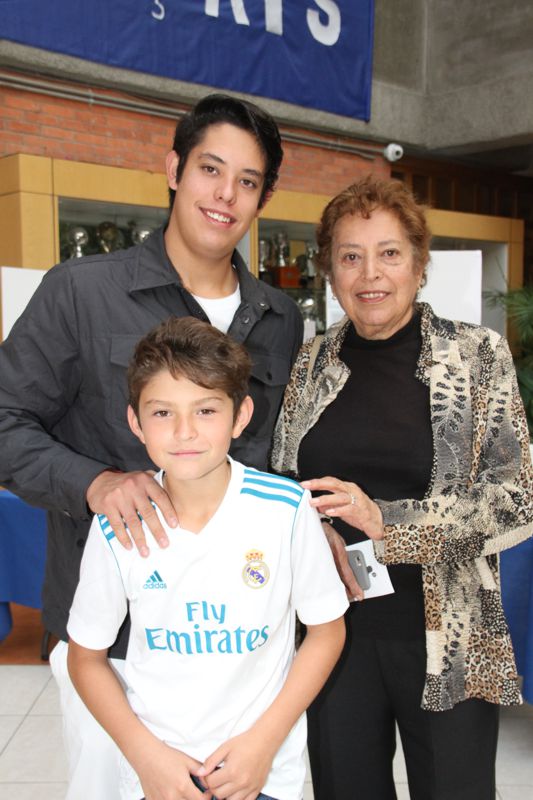 Ir a la Siguiente Foto