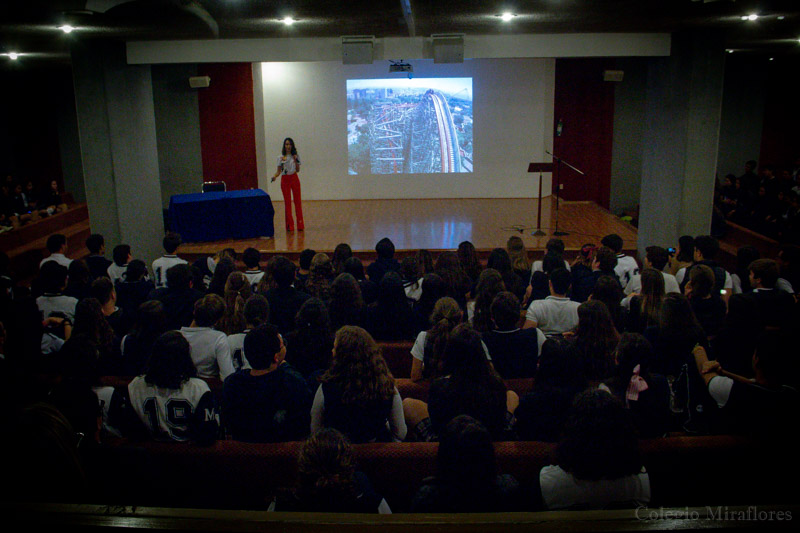 Ir a la Siguiente Foto