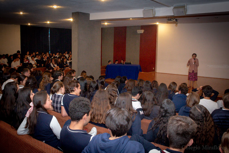 Ir a la Siguiente Foto