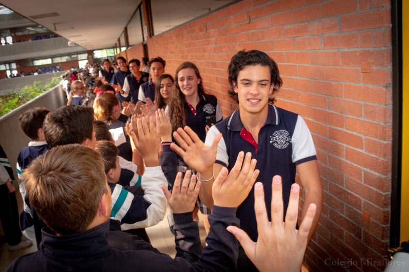 Ir a la Siguiente Foto