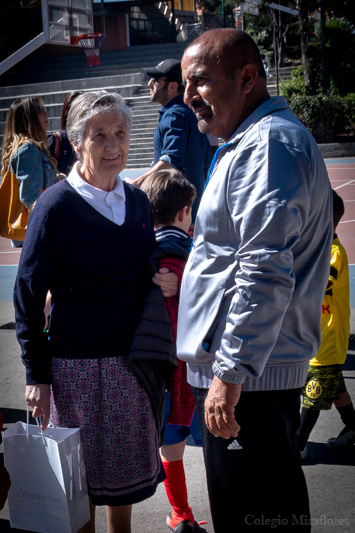 Ir a la Siguiente Foto