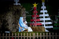 08122018posada2018259.jpg