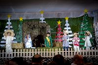 08122018posada2018359.jpg