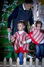 08122018posada2018478.jpg